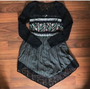 Bohemian lace sleeve dress/tunic